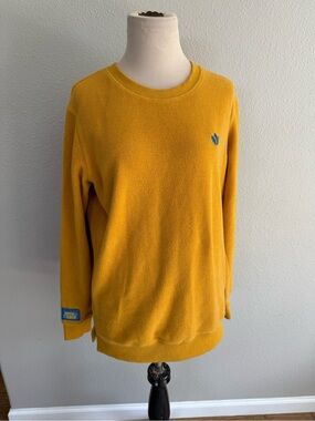 Dutch Bros Sweater Womens Medium Mustard Yellow Pullover Long Sleeve -Logo